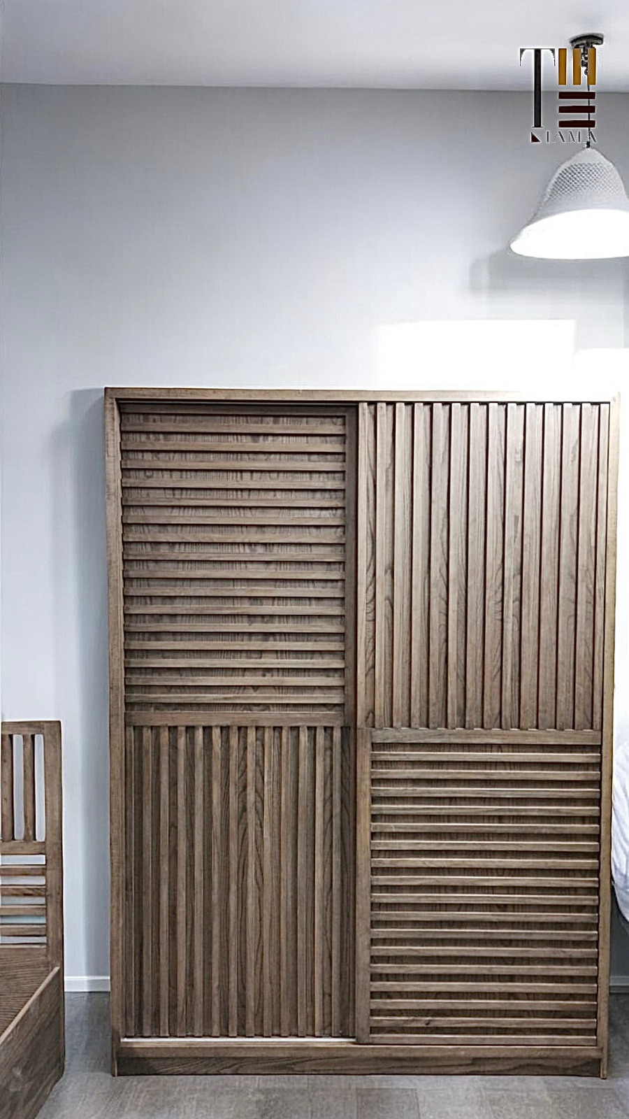 Behind bars 03 — Wardrobes