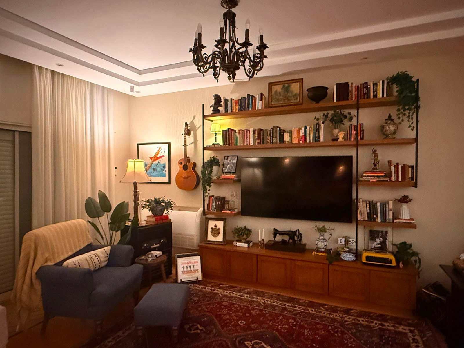 American Cottage TV unit — Material: Massive Beech wood +Natural Blockboard — Veneer: Natural Beech — 2