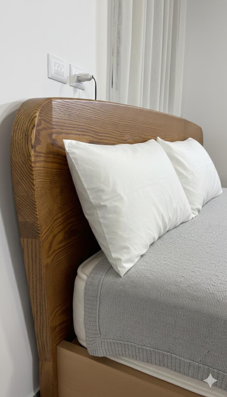 Nagomi Twin beds — Bed platform: Massive Oak + Massive Pine wood Oak veneer — Headboard: Natural blockboard + Massive Oak — 5