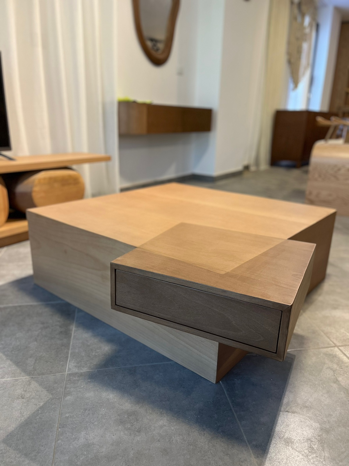 Illusion — Coffee tables — 2