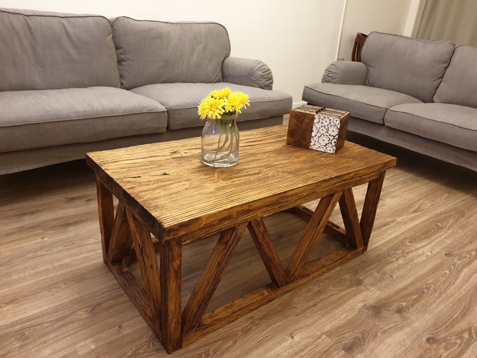 Cottage Castle — Coffee tables — 2