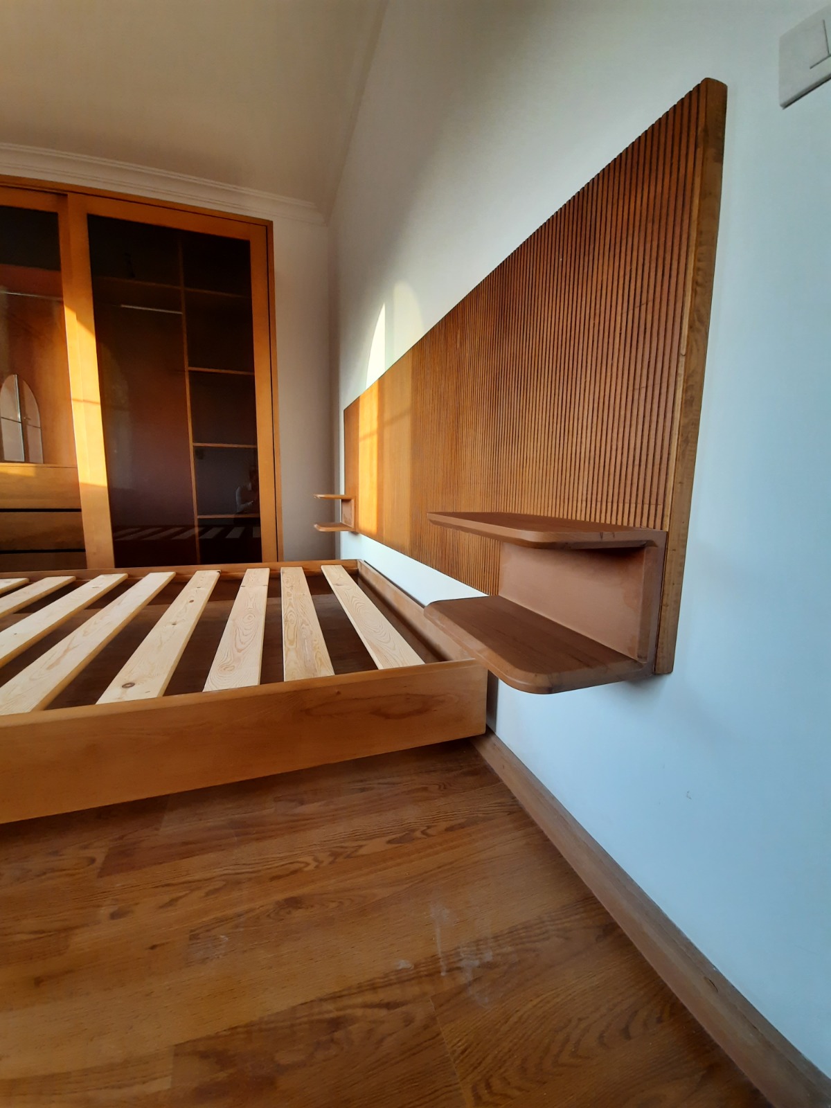 Bare "Minimalist bed" — Bed platform: Massive Beech wood — Headboard: Spanish MDF Natural Oak veneer — 3