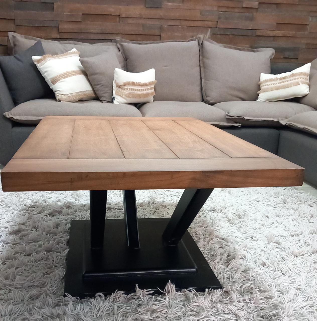 طاولة قهوة — Beech Black Coffee table
