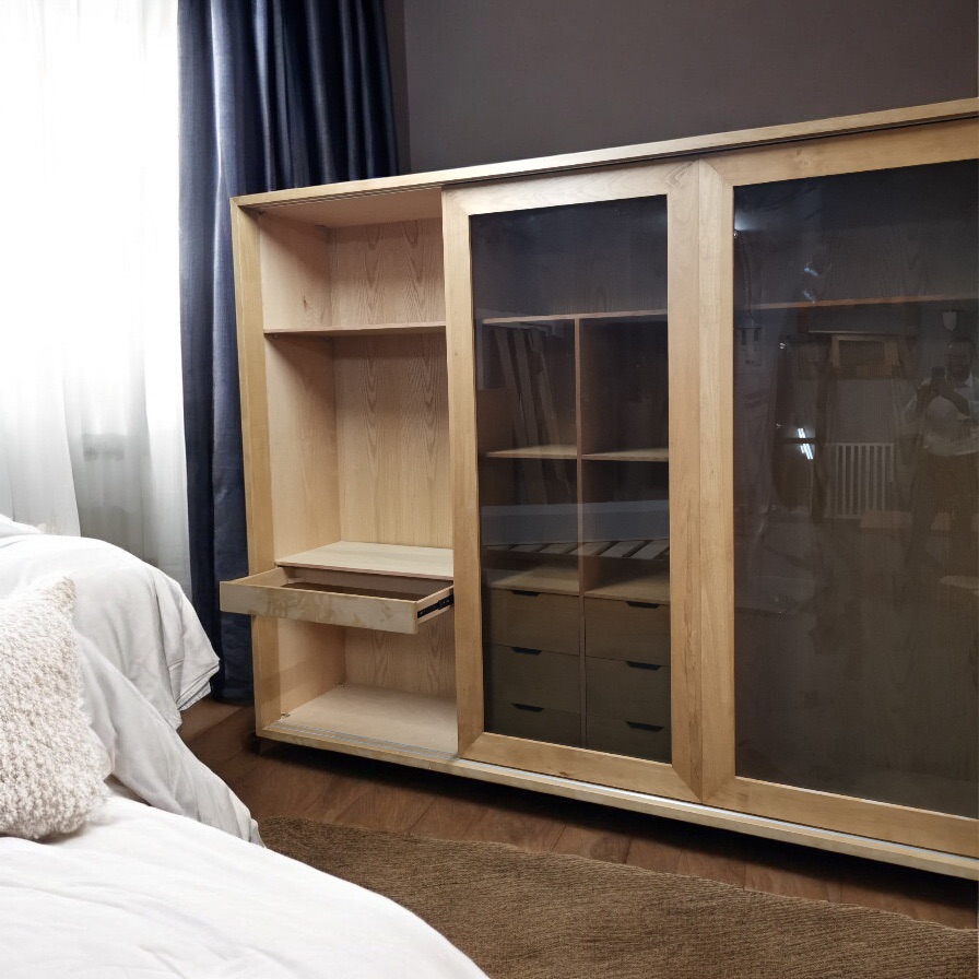 Vitrine 02 — Wardrobes — 3
