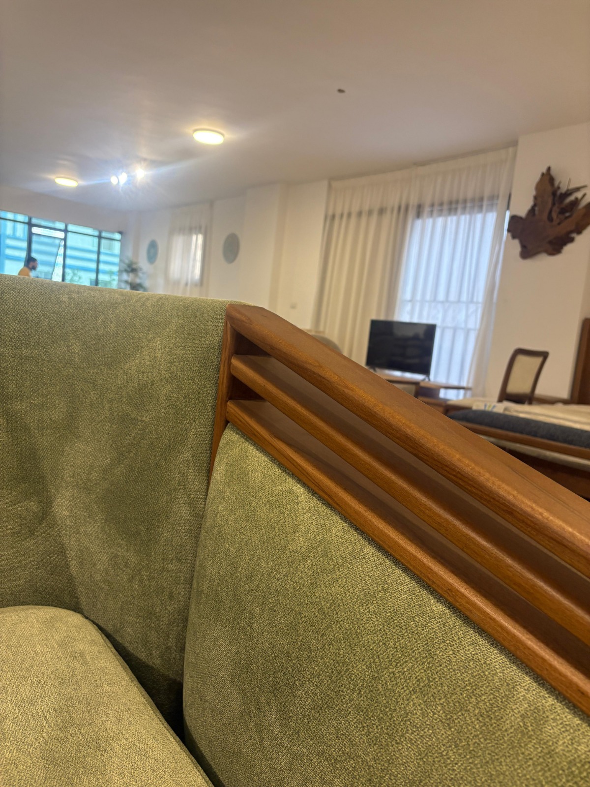 Serene Sofa — Material: Massive Beech wood — Structure: Massive Beech — 3