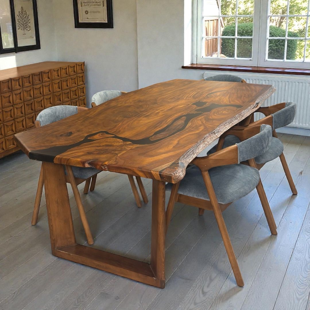 Vachillia — Dining Tables — 2