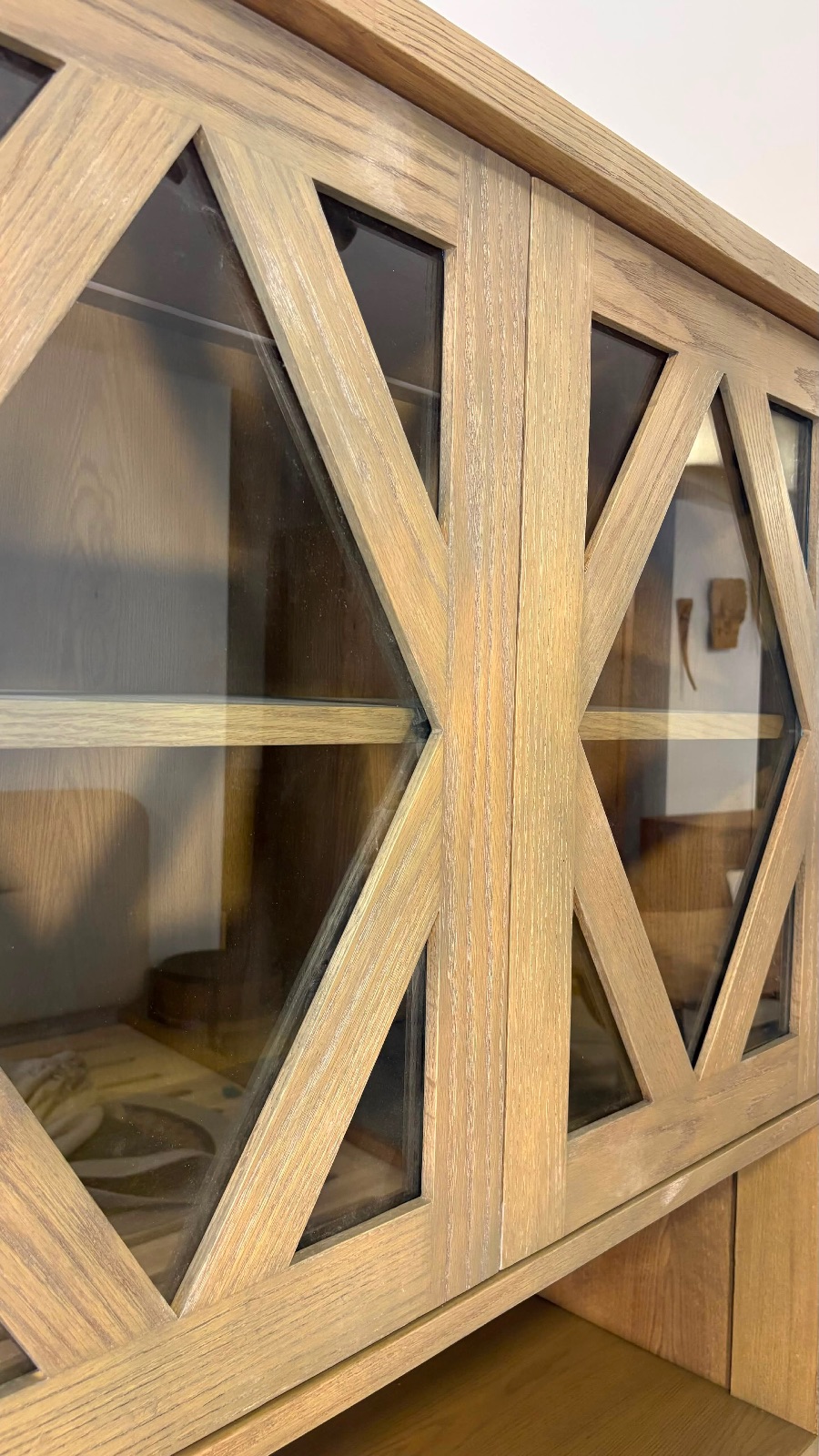 Lattice dining cabinet — Dining sideboards — Material: Massive Oak wood +Natural Blockboard — Veneer: Natural Oak — 3