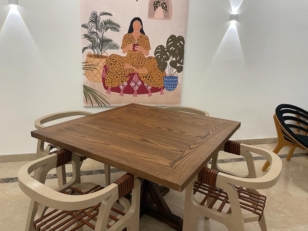 Oak square — Dining Tables — 4