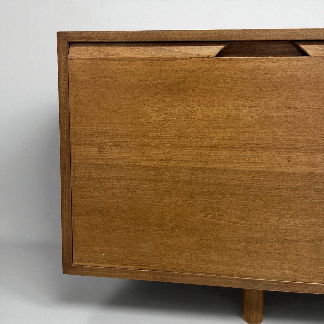 The Minimalist TV unit 02 — Material: Massive Beech wood +Natural Blockboard — Veneer: Natural Beech — 2