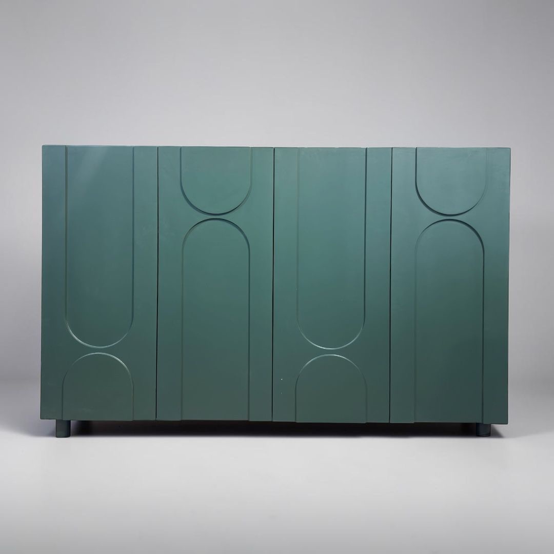 بوفيه سفرة — Tulip A multi purposes cabinet — الخامة: خشب كونتر طبيعي + خشب زان مضغوط — القشرة: Lacquered wood "Available indifferent colors"