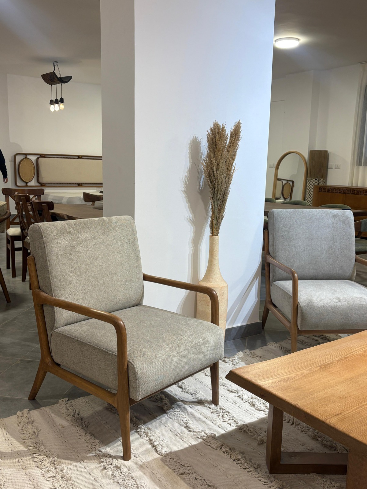 Minimalist Armchair — Material: Massive Romanian Beech wood — Structure: Massive Romanian Beech wood
