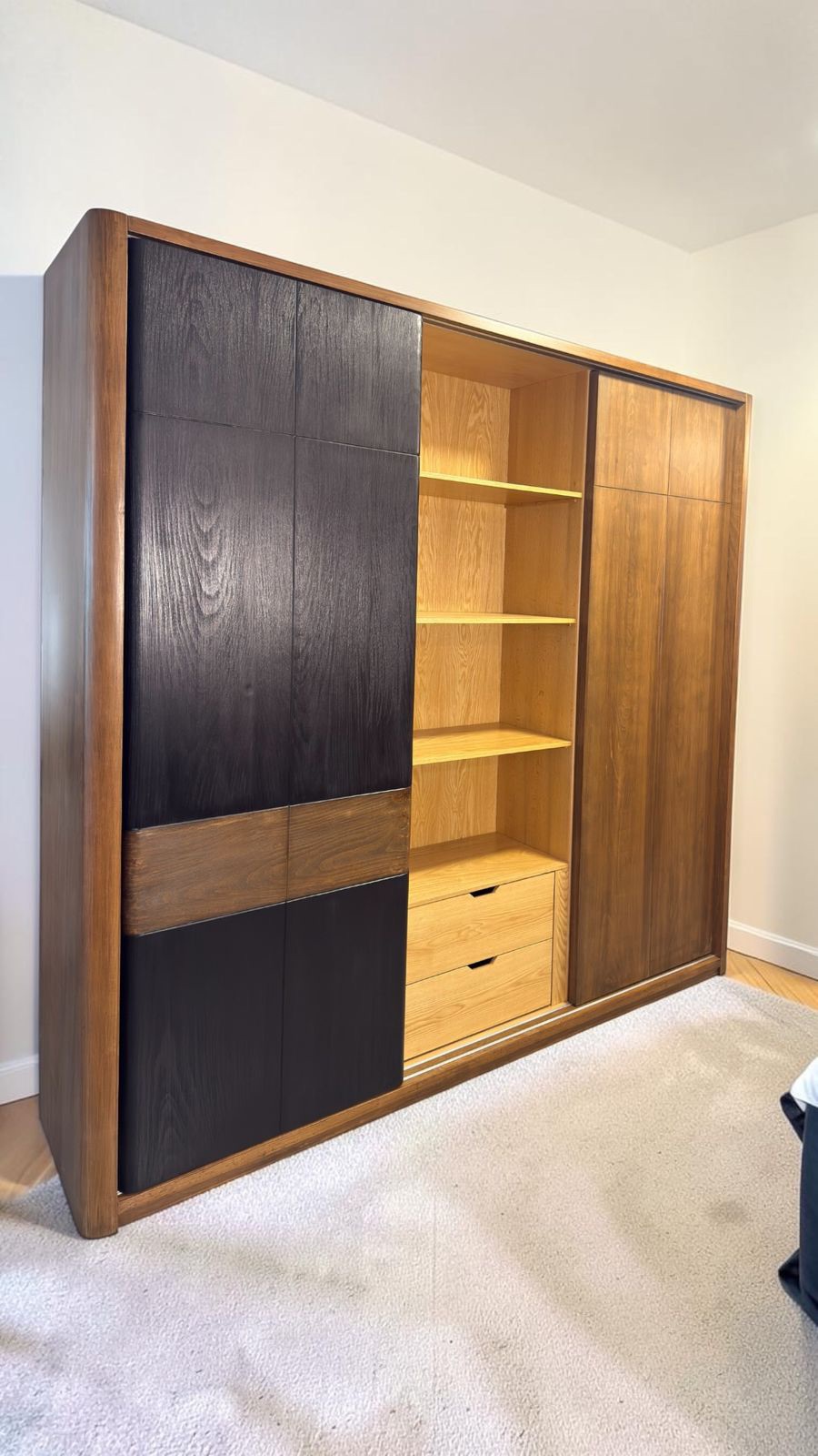 دولاب — Budapest wardrobe — 2