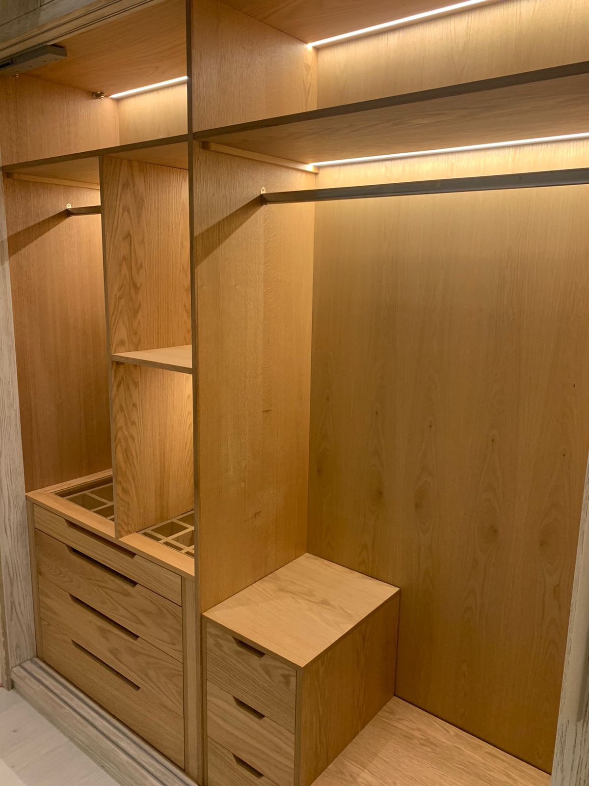 Modern Placard — Wardrobes — 5