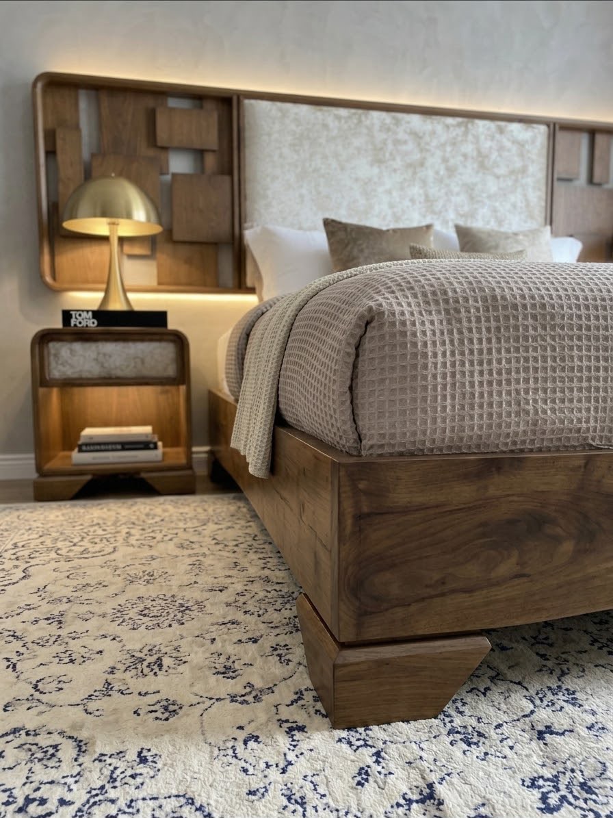 سرير — ART Deco Bed — خامة قاعدة السرير: خشب زان مصمت — خامة ظهر السرير: زان مصمت — 3