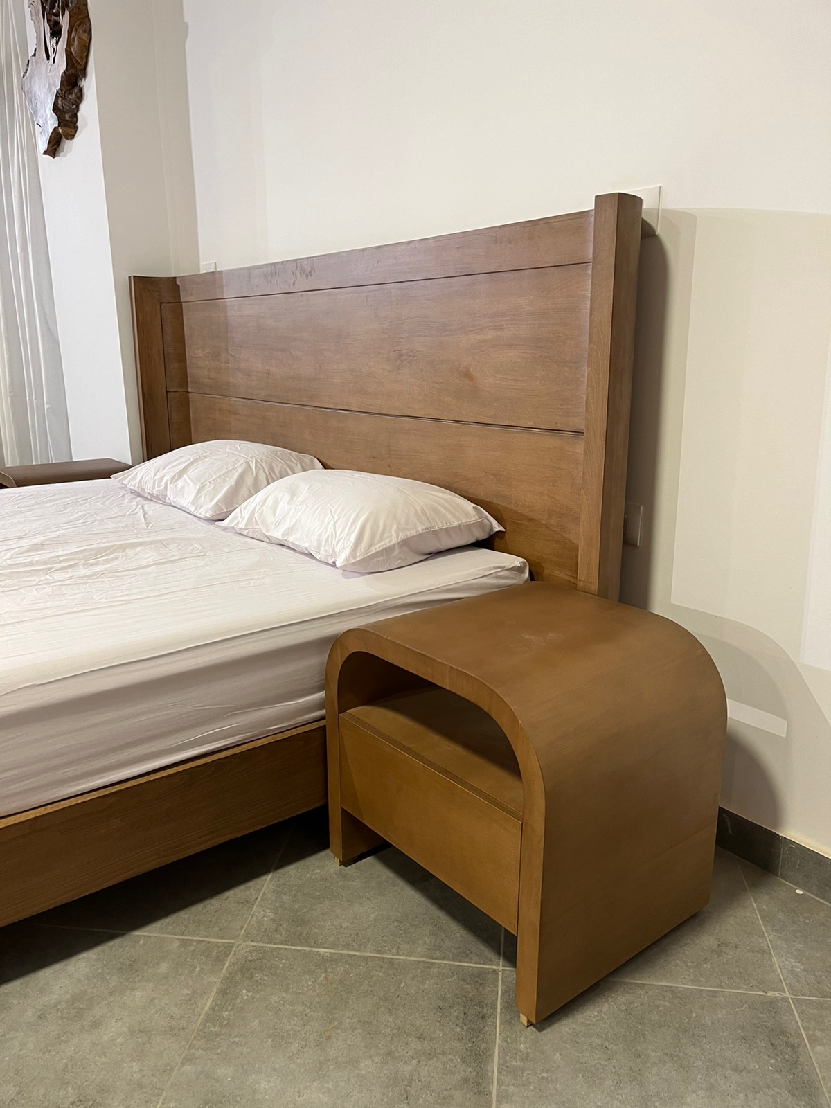 Lumina — Beds — Bed platform: Massive Beech wood — Headboard: Natural blockboard + Massive Beech — 4