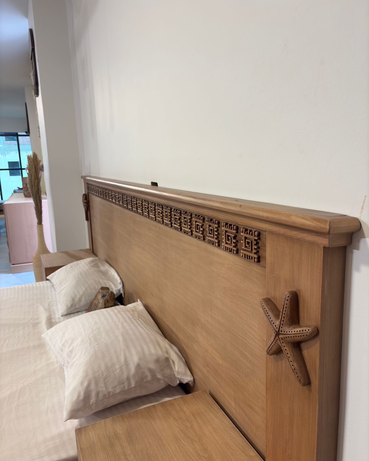 Savannah 02 "Oyma" — Beds — Bed platform: Massive Beech wood — Headboard: Natural blockboard + Massive Beech "Hand carved Oyma" — 2