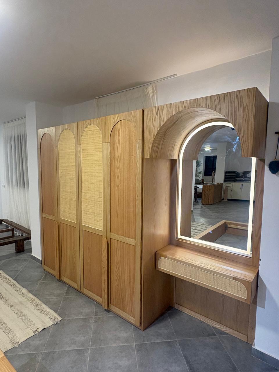 Costa Rica — Wardrobes — 2