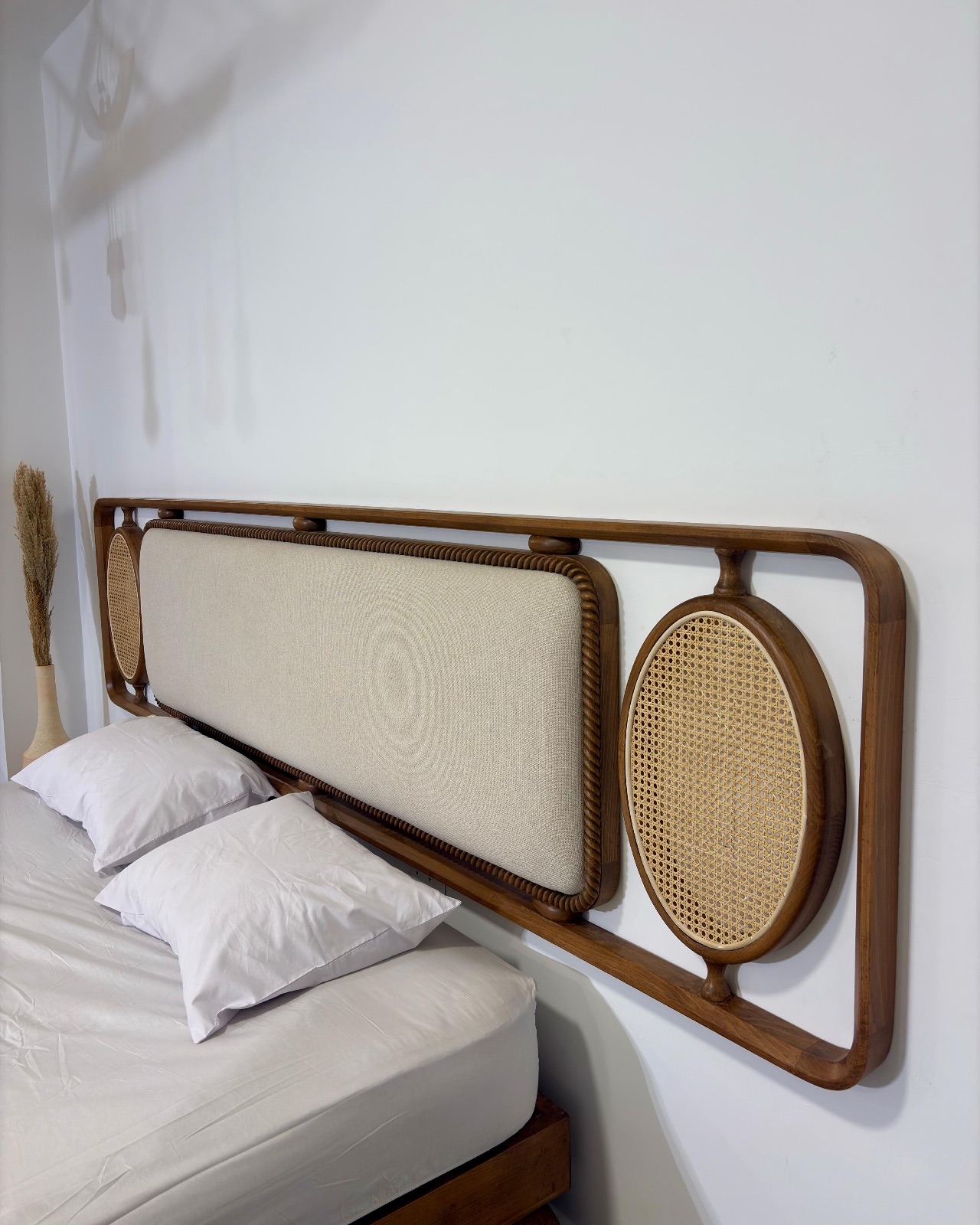 Kamar Bed "Original" — Bed platform: Massive Beech wood — Headboard: Massive Beech "Hand carved Oyma" — 5