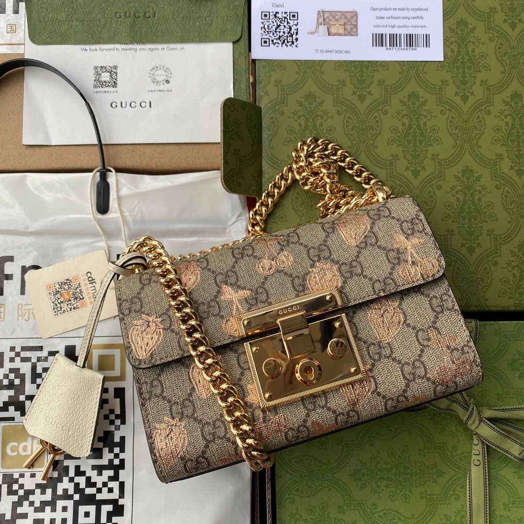 Сумка Gucci Padlock GG Supreme Berry Pinted