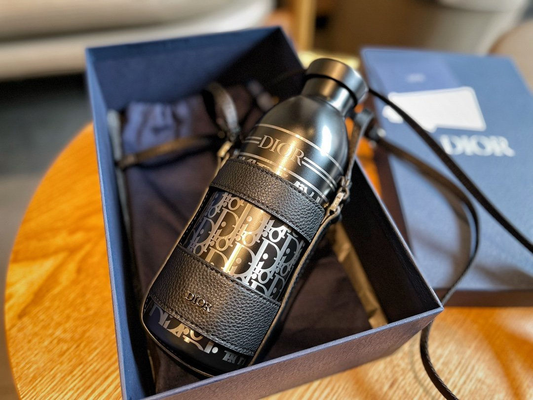 Термос Dior Aqua 24Bottle Black