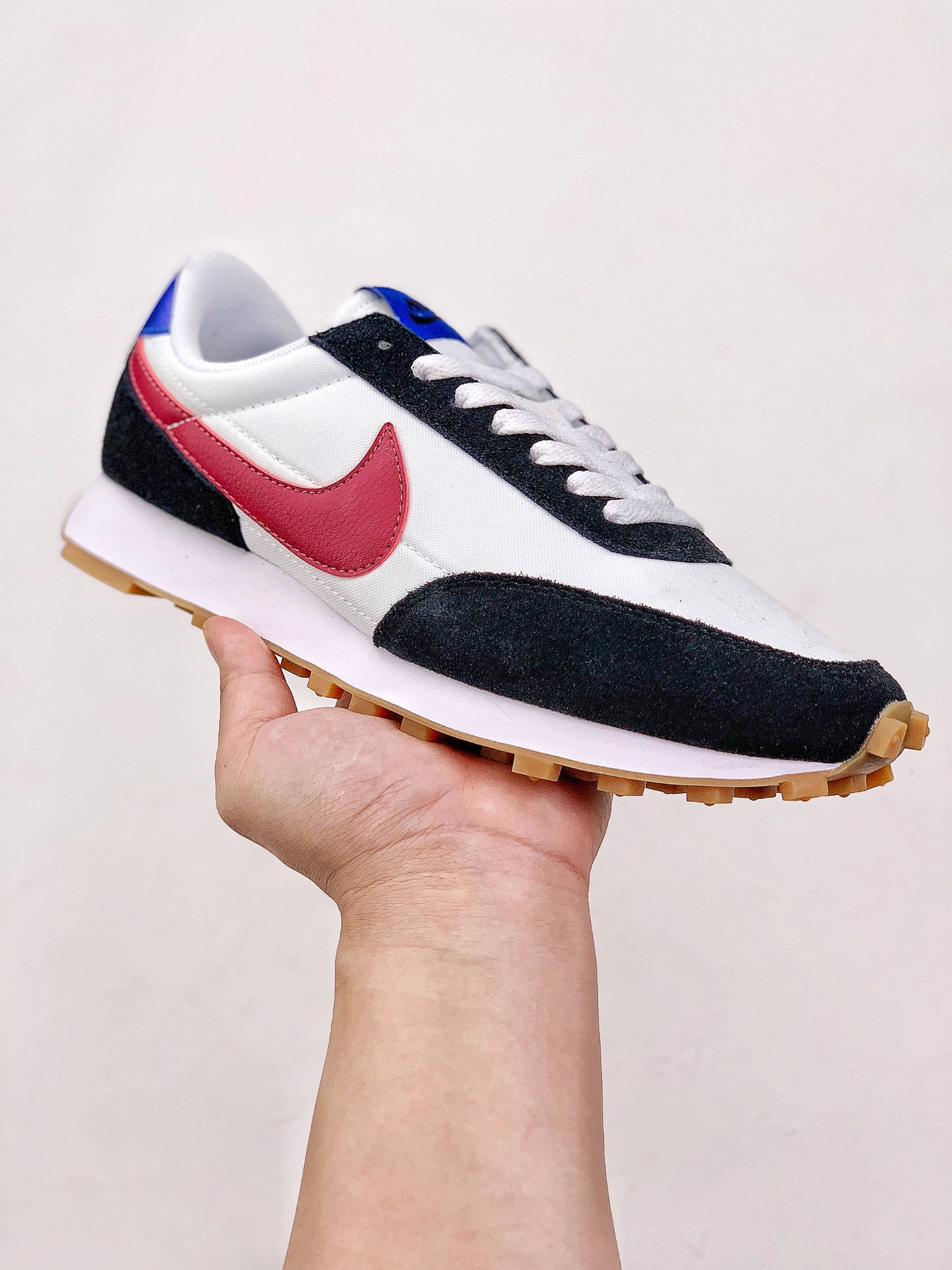 Кроссовки Nike Daybreak WBRB