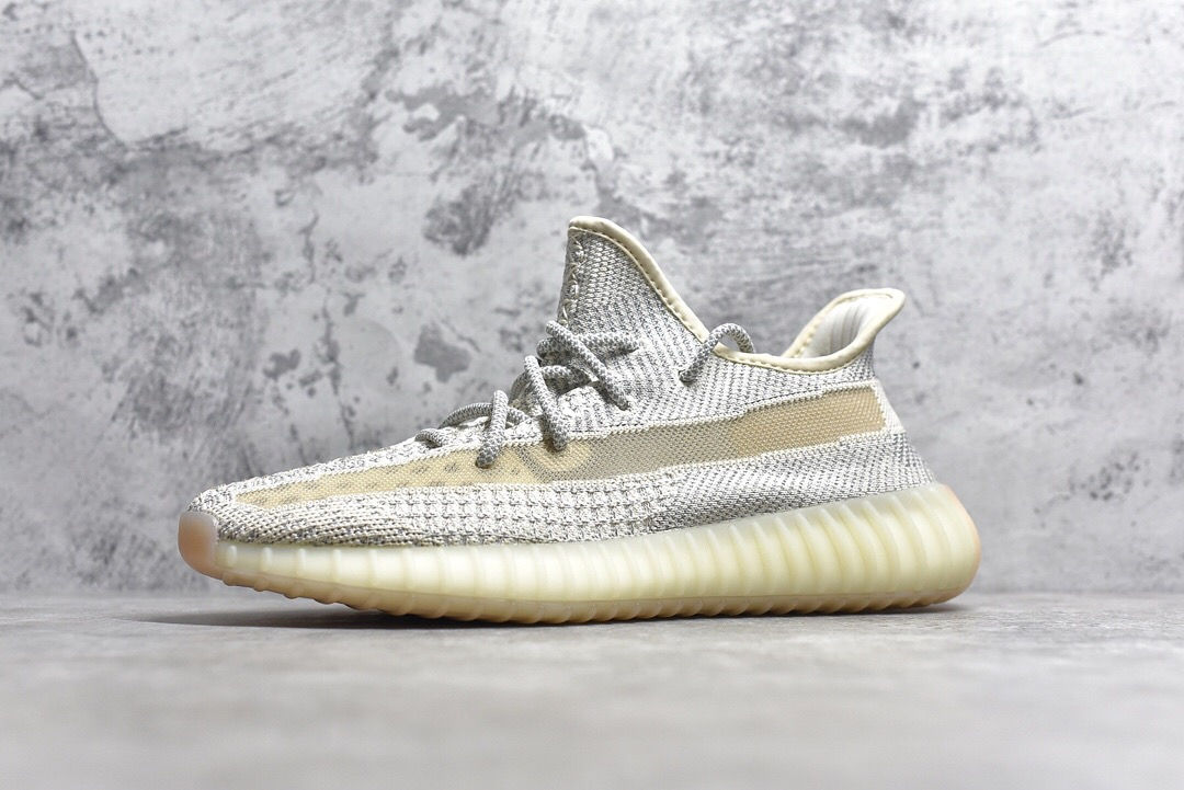 Кроссовки adidas Yeezy Boost 350 V2 Lundmark Reflective