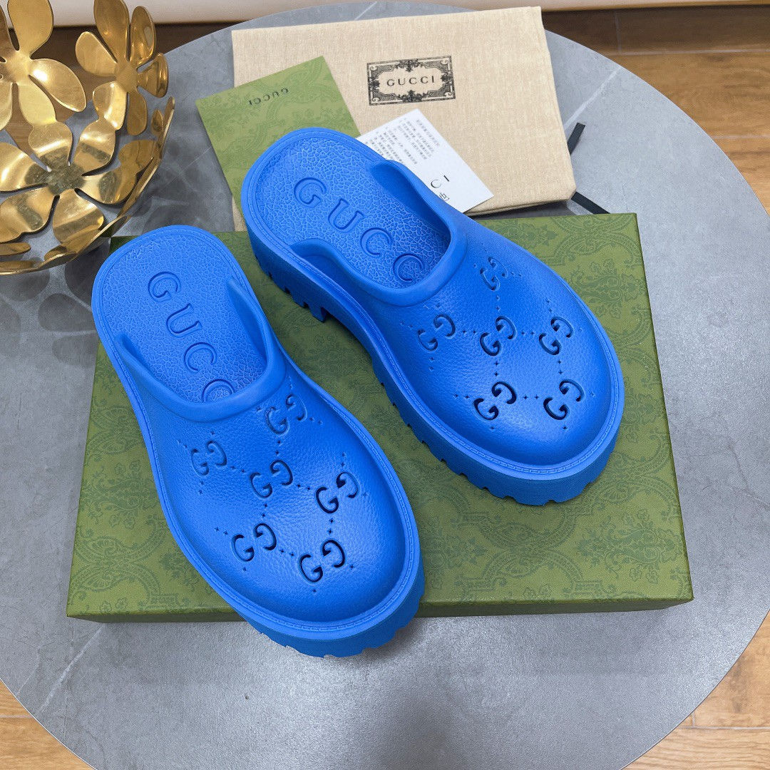 Сандалии Gucci Elea синего цвета