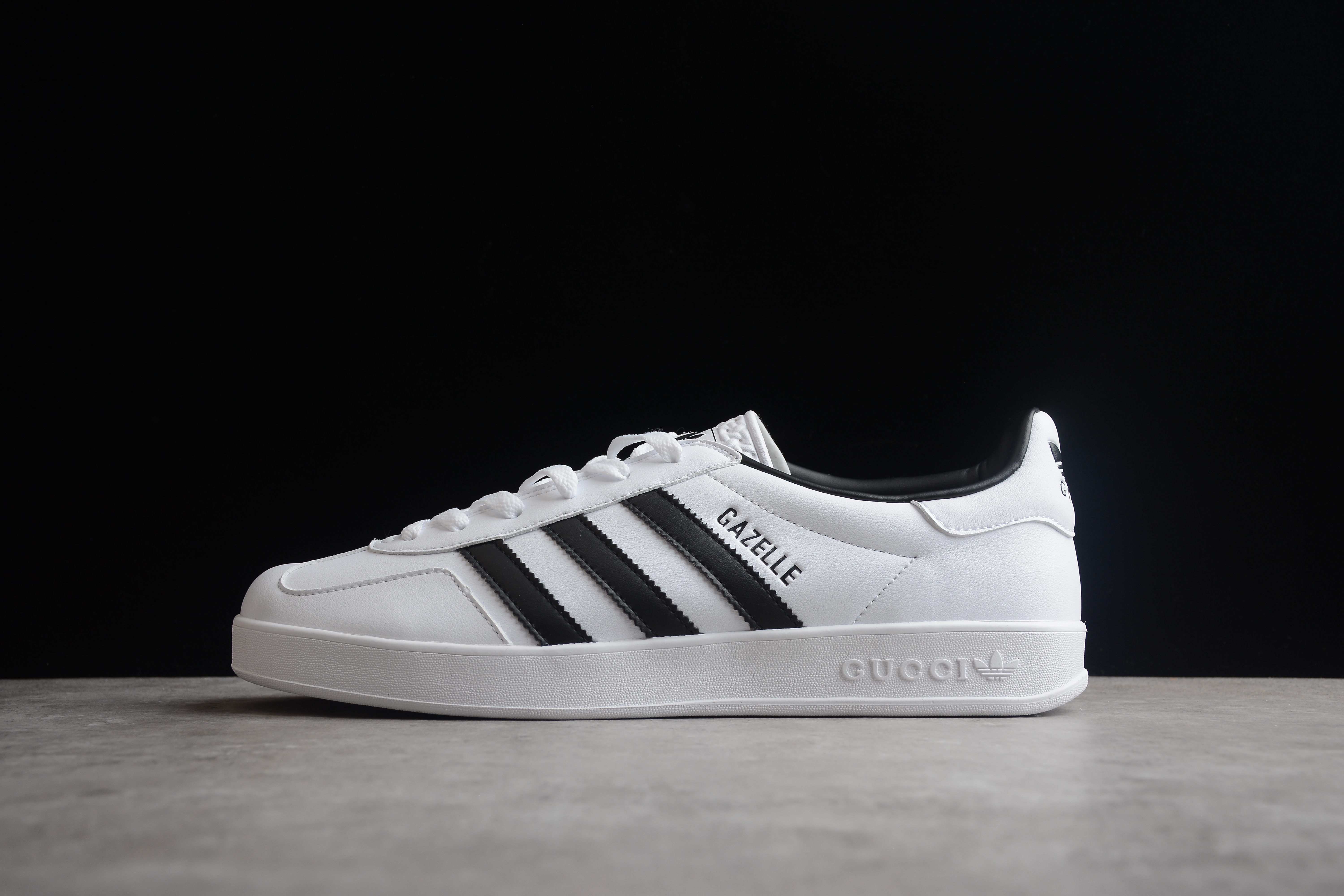 Низкие кроссовки adidas Gazelle x Gucci White/Black