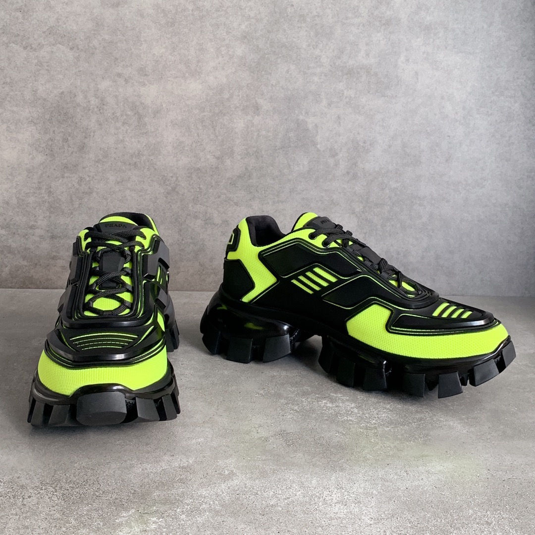 Кроссовки Prada Cloudbust Thunder Black Neon