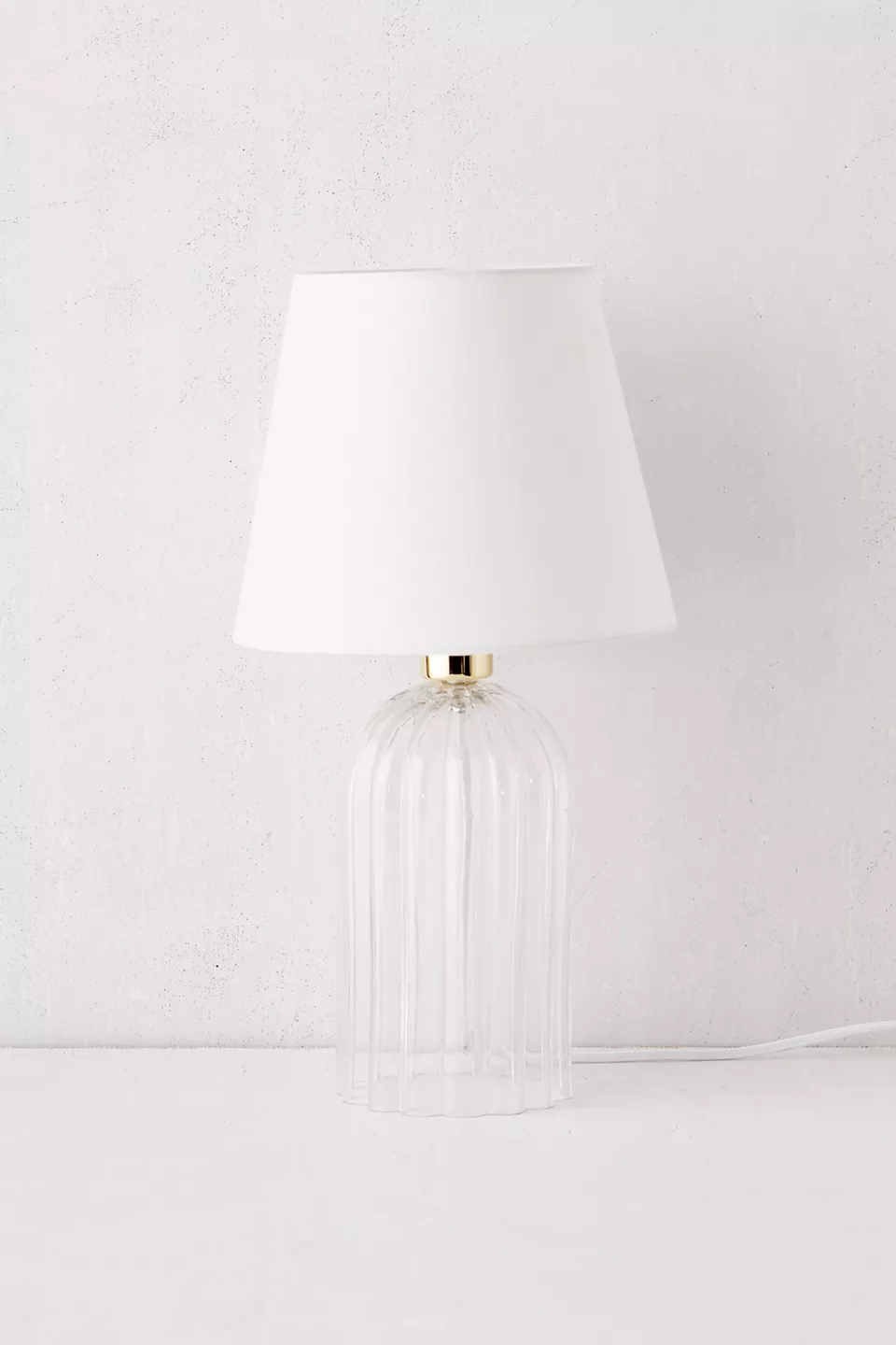Настольная лампа "Cleary" со стеклянным основанием
