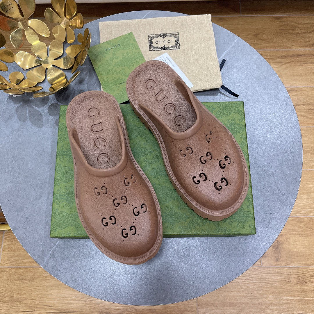 Сандалии Gucci Elea коричневого цвета