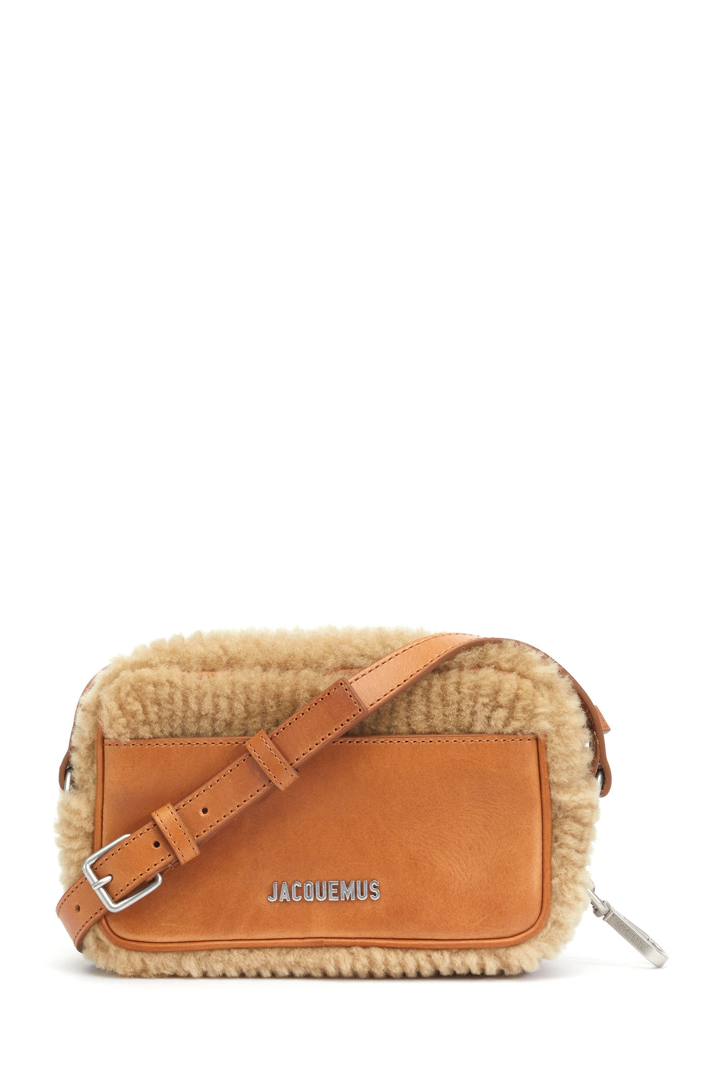 Бежевая сумка Jacquemus из кожи и овчины Le Baneto