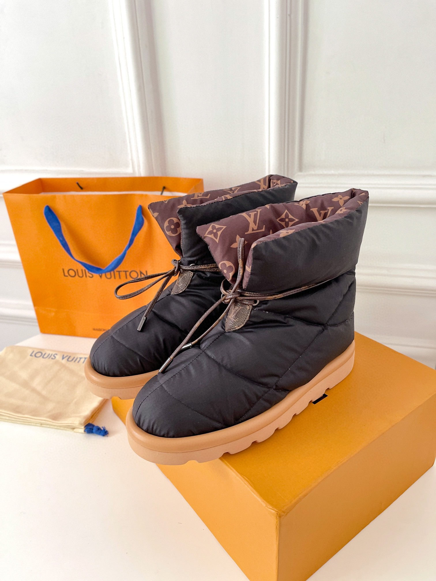 Черные дутые ботинки Louis Vuitton LV Pillow
