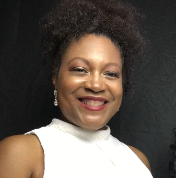 Oylema's Headshot.JPG