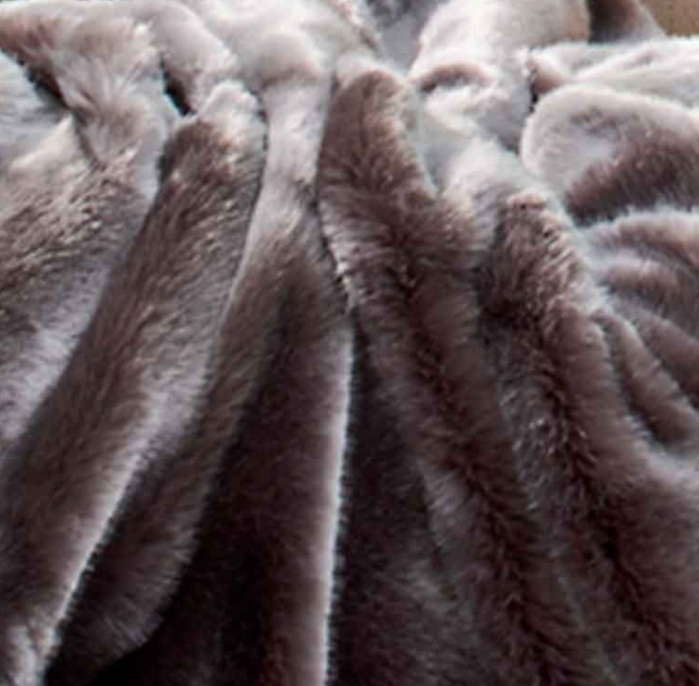 Miniaturbild: Webfelldecke Carma, Seal Plum /Powder