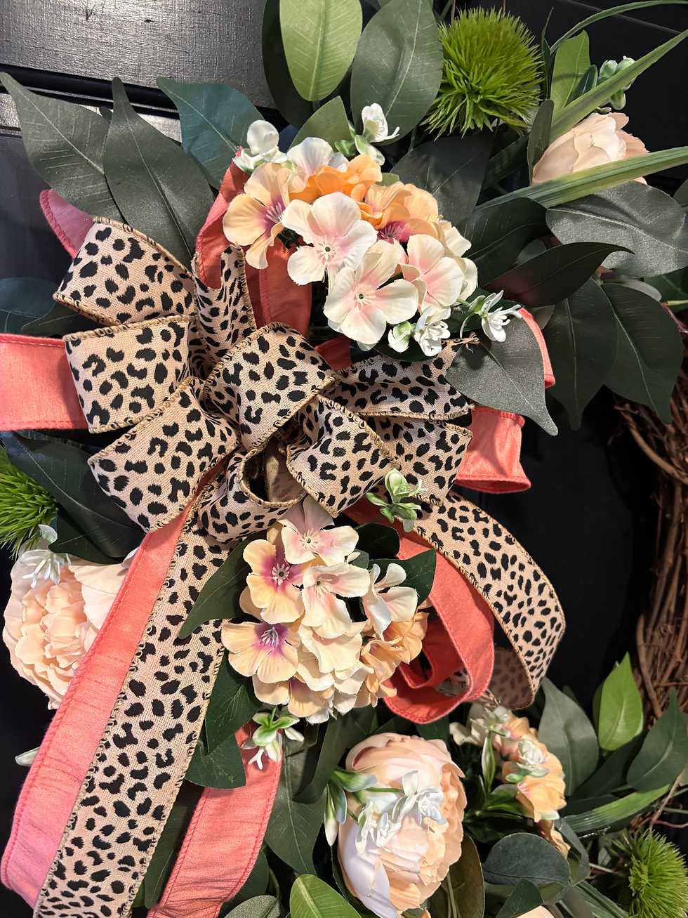 Thumbnail: Wild Peach Leopard Wreath