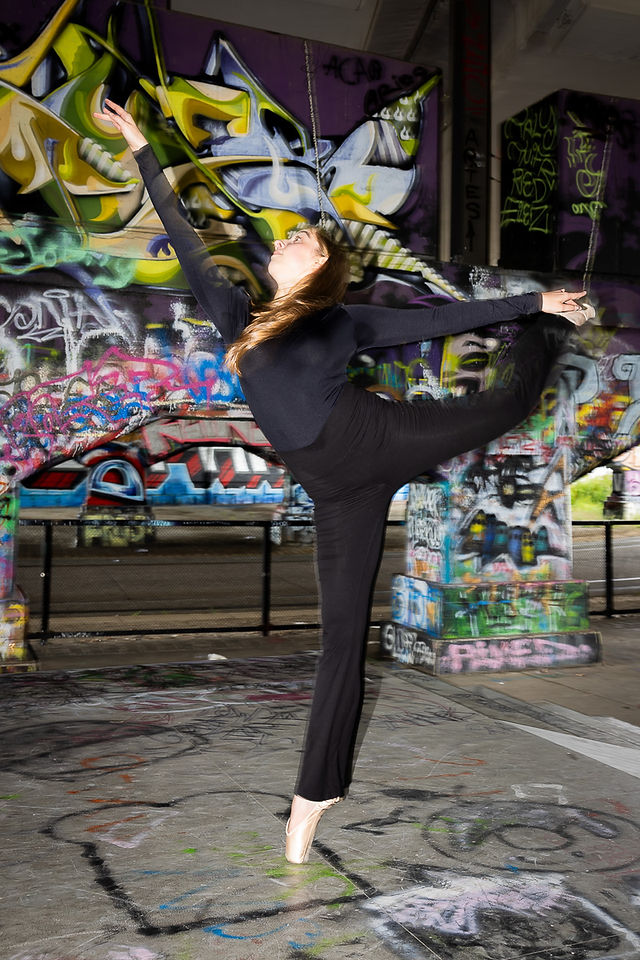 ballerina tussen graffiti