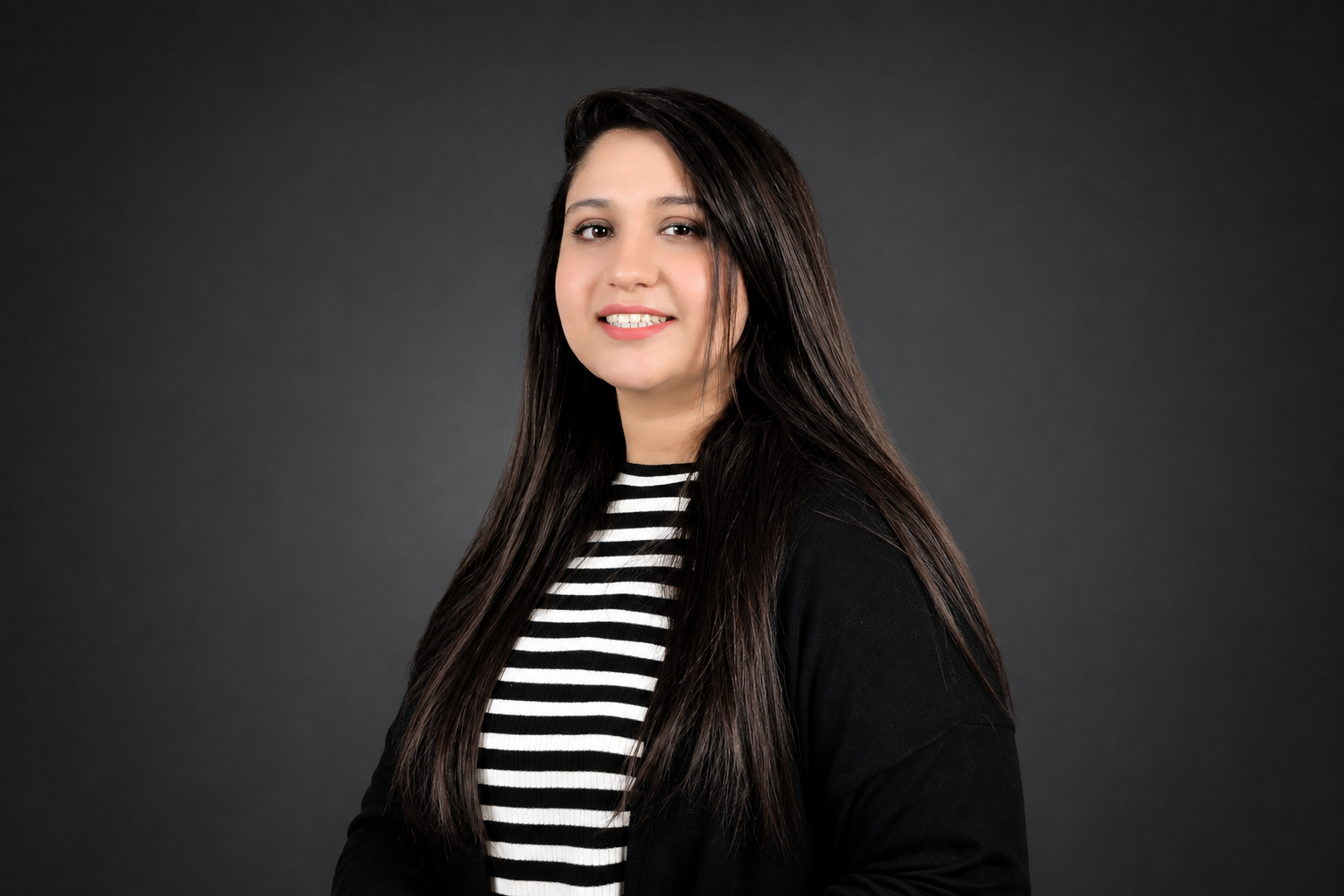 Hamna Khan — JurSols 顾问