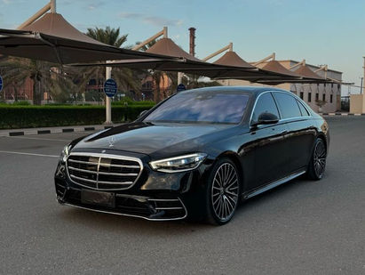 How Exterior Paint Impacts Luxury Car Colors for Resale Value in India