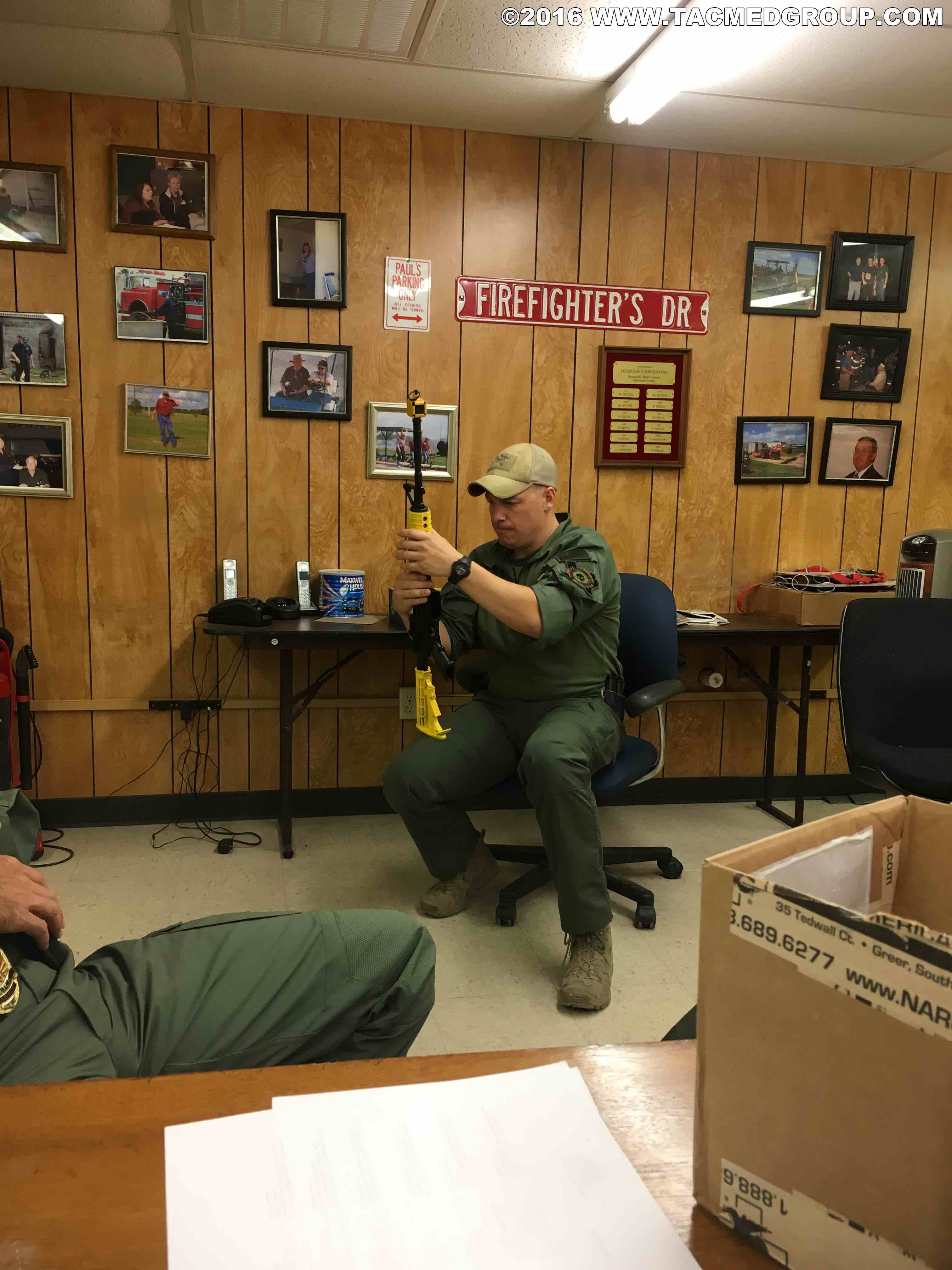 Lead Instructor Nate prepping AR