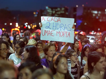Cortes em políticas públicas ampliam a violência contra as mulheres no Brasil