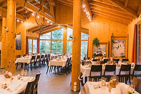 Husky-Lodge