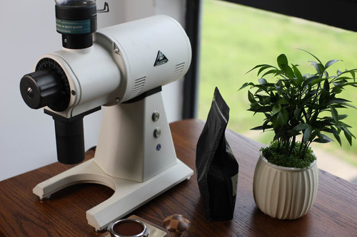 AMKページ copy of Mahlkonig EK43/43S Magnetic Dosing Cup & Knob (Black