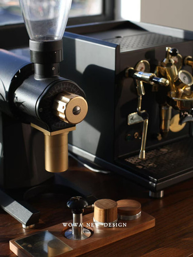 Mahlkonig EK43/43S 粉受けカップ ＋ノブ (ゴールド) Mahlkonig EK43/43S Magnetic Dosing Cup & Knob (Gold) | wowa