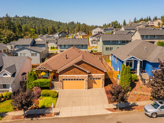 7509 SE 157th Ave. Portland, OR 97236