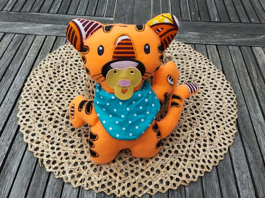 Miniature : Patron PDF Accessoires pour peluche bébé Taille 1 version Broderie et SVG