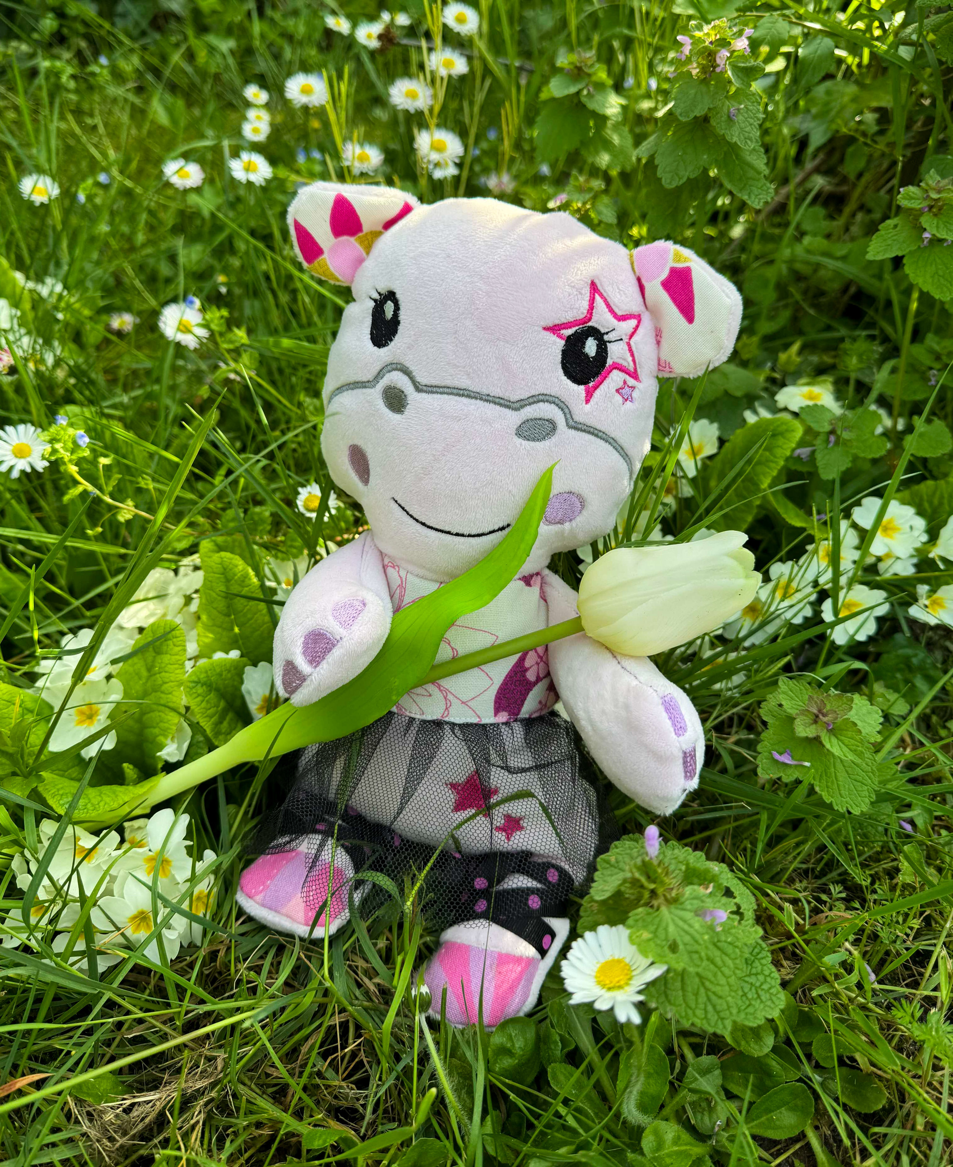 Patron PDF Petal l’hippopotame ballerine version Broderie