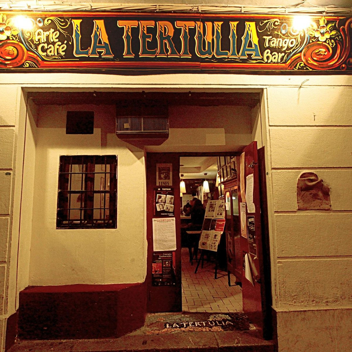 ENCUENTROS Y TERTULIAS