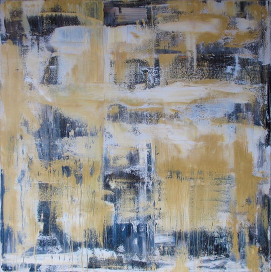 Abstraction glacée aux tons jaune pâle, blanc et gris, évoquant une surface gelée fissurée par la lumière.