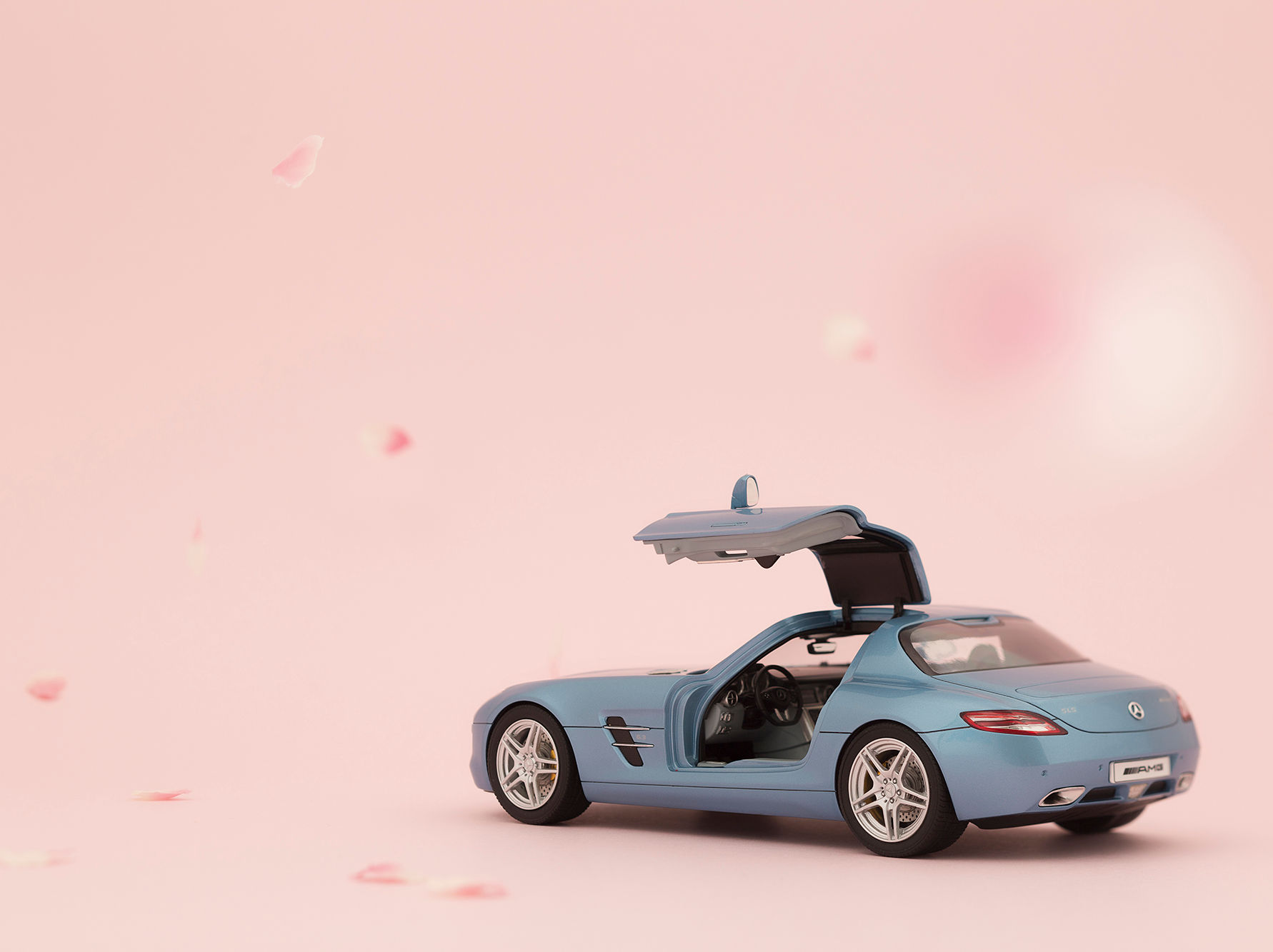 組み立てる とは なにか」展 モデルフィニッシャー北澤志朗さん